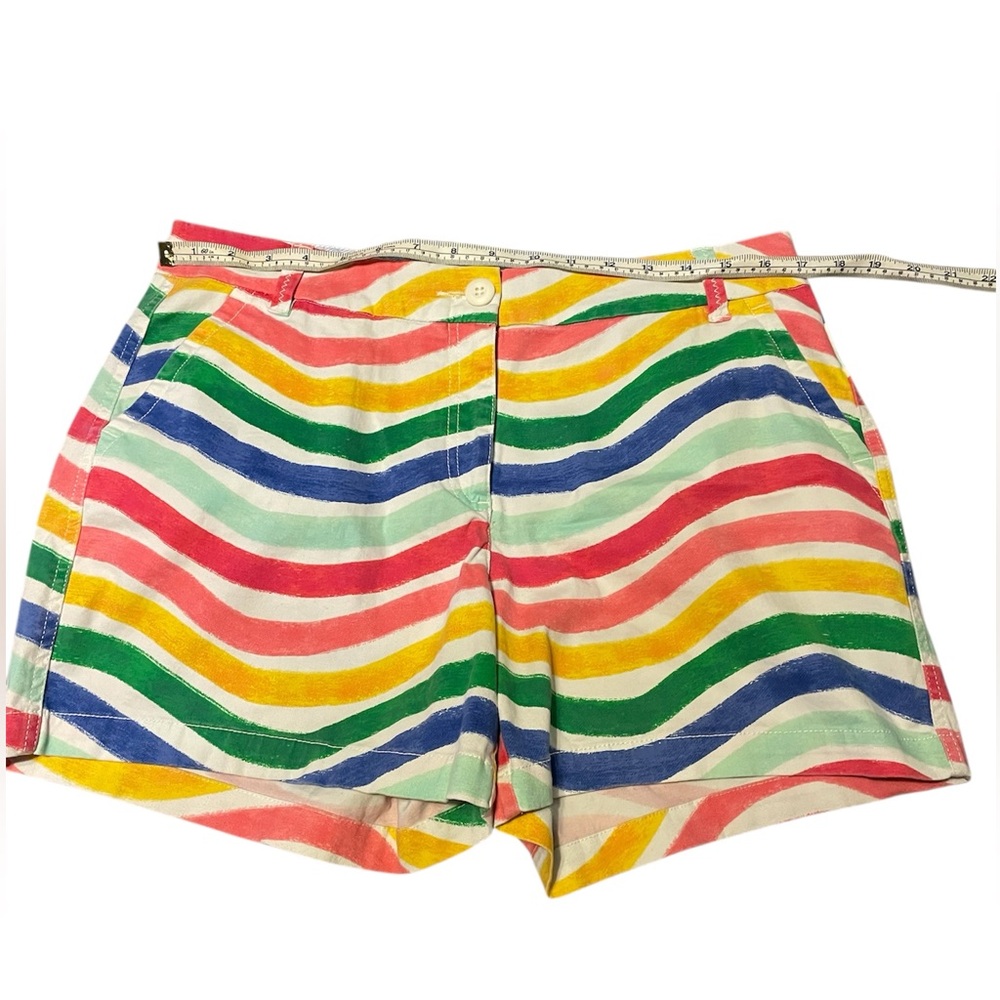 Crown & Ivy Caroline Classic Fit Twill Chino Shorts Multicolor Wave Print - 10 - Picture 3 of 8